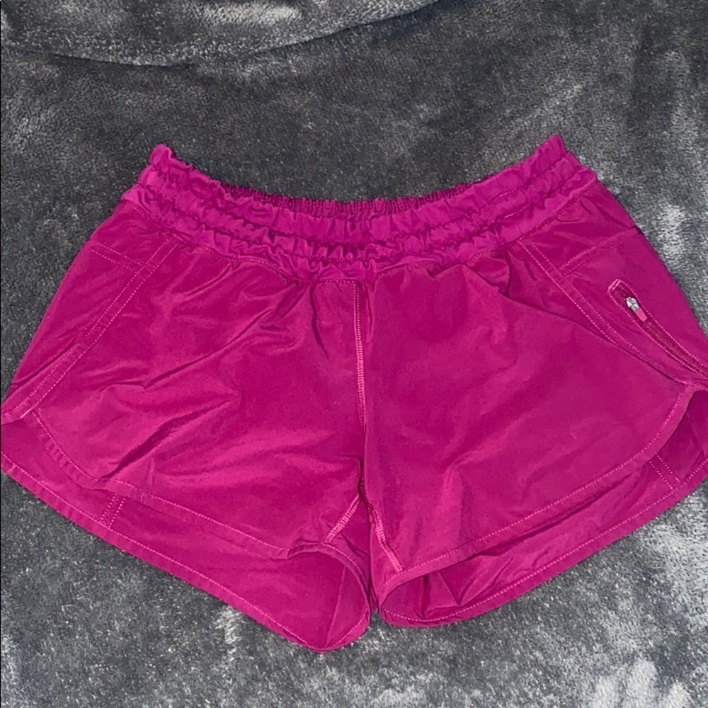 lululemon tracker shorts